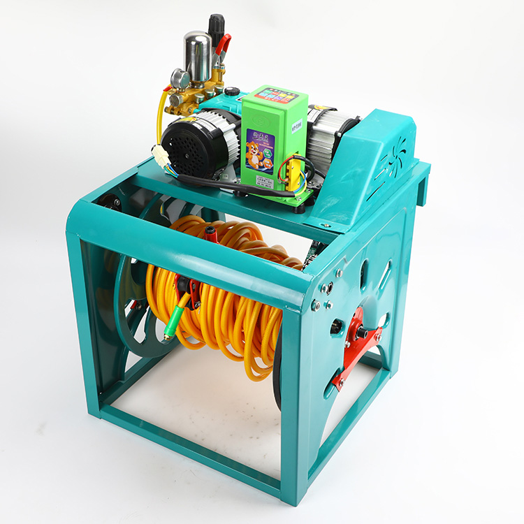 Penyembur tiub automatik