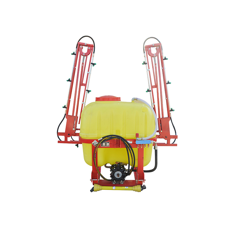 Penyembur boom untuk traktor