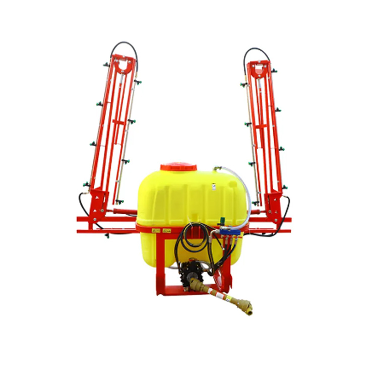 Penyembur boom dipasang traktor
