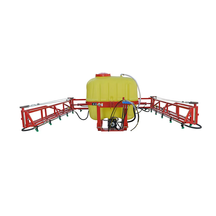 Penyembur boom yang dikendalikan oleh traktor